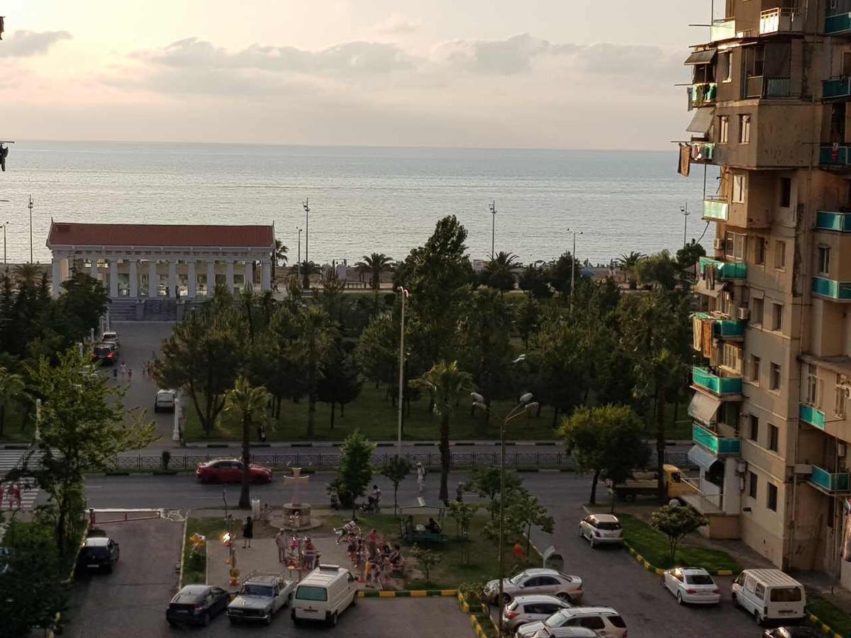 Apt Khimshiashvili 11 Apartamento Batumi Exterior foto